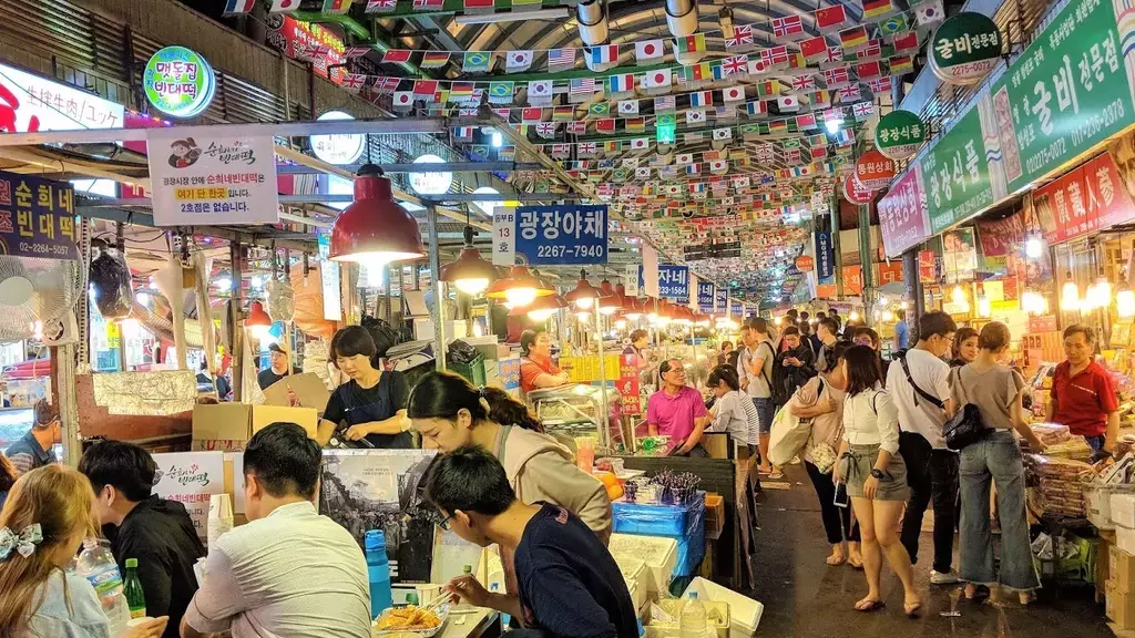 Gwangzhang Market